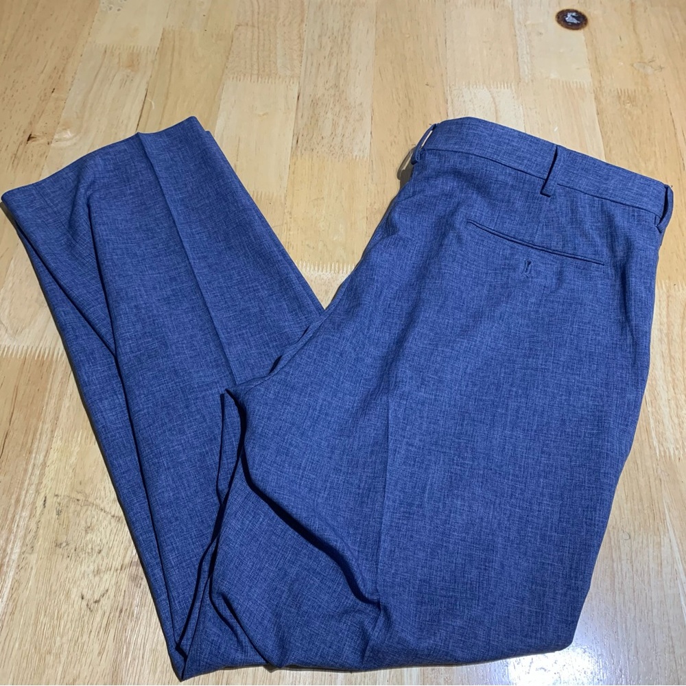 Travel Smart By Roundtree & Yorke Dress Pants 38X30 Flat Front Blue Checkered